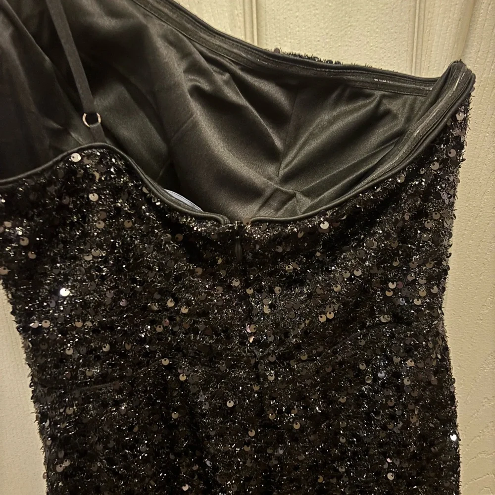 Elegant Black Sequin Evening Dress Thigh slit & Train Size Medium BNWOT - Picture 9 of 11